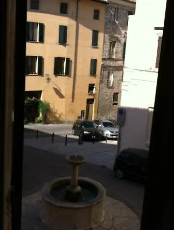 Palazzo Montani Lejlighed